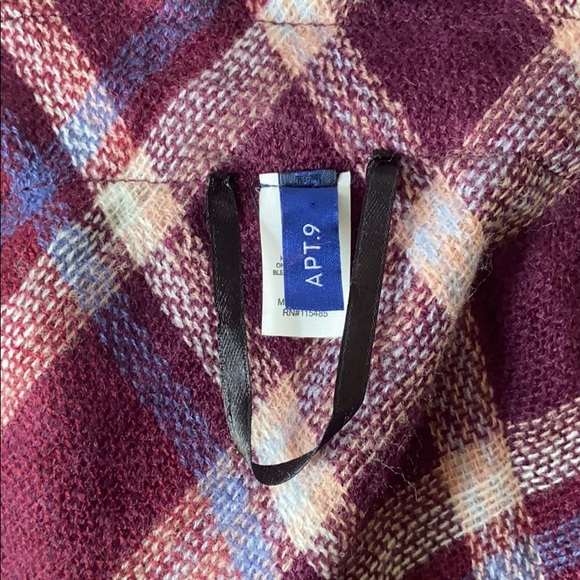 APT 9 MAROON BLANKET PONCHO - Picture 2 of 4